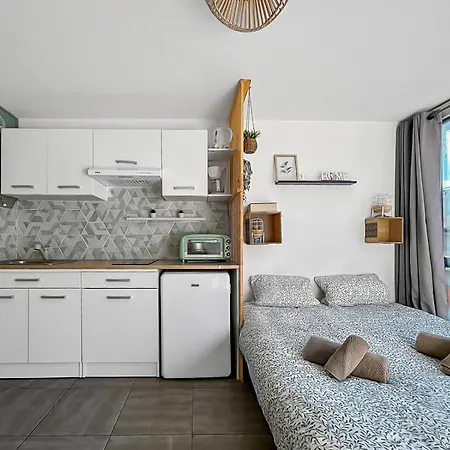 Piscine, Tennis & Vue Sur Le Port Appartamento